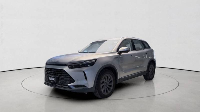2023 BAIC X7