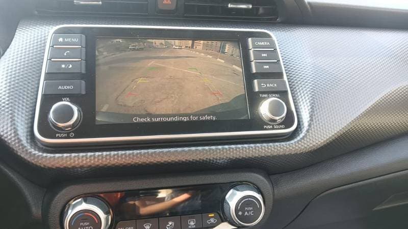 2020 Nissan Kicks thumbnail 10