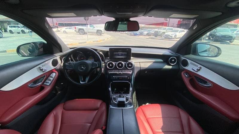 2018 Mercedes-Benz C-Class thumbnail 4