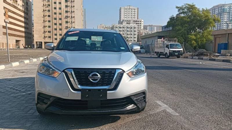 2020 Nissan Kicks thumbnail 2