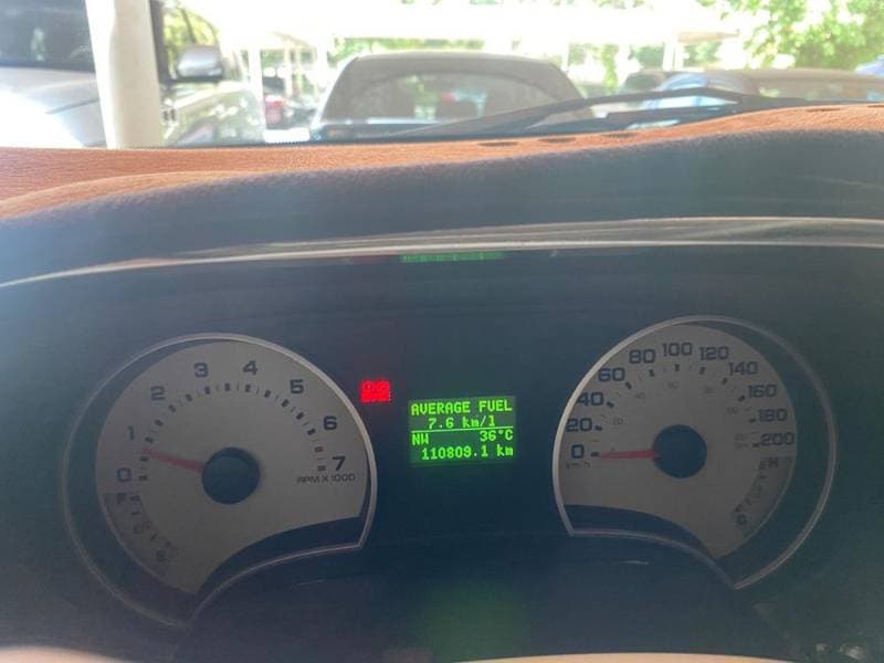 2008 Ford Explorer thumbnail 3