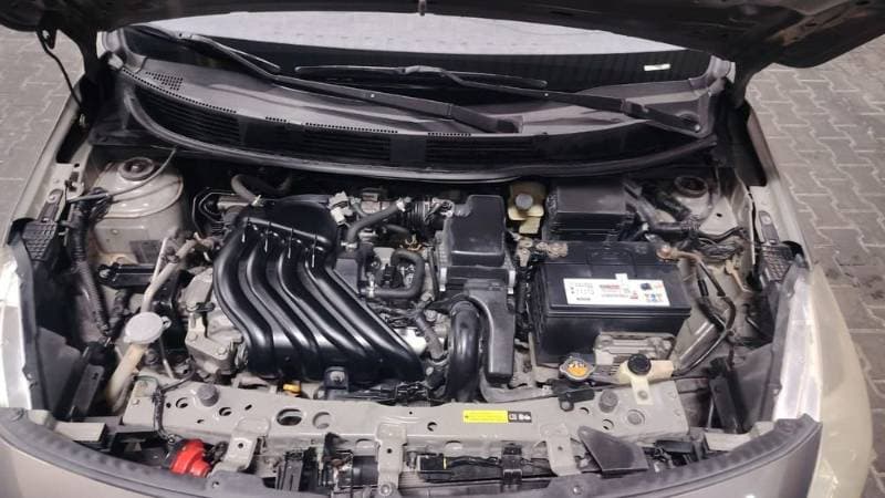 2016 Nissan Sunny thumbnail 4