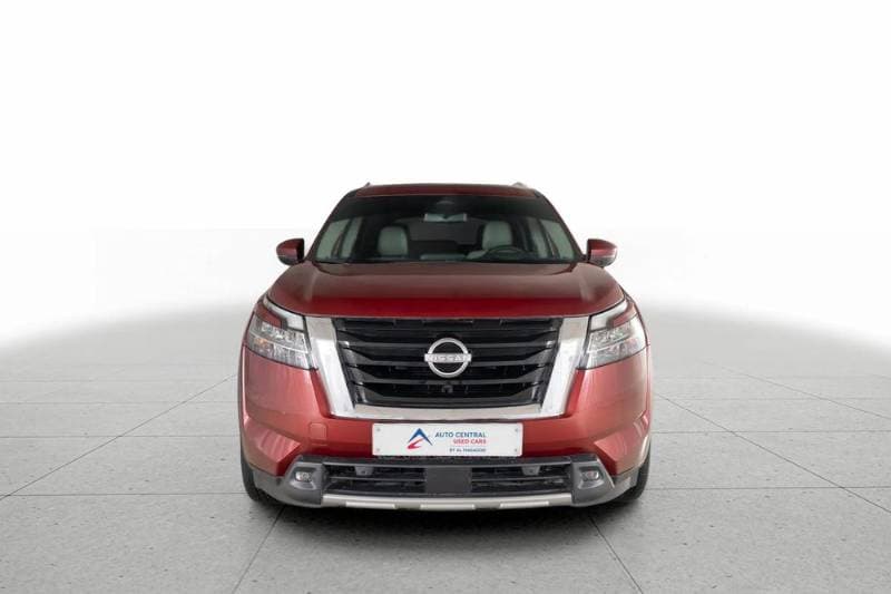 2024 Nissan Pathfinder thumbnail 8