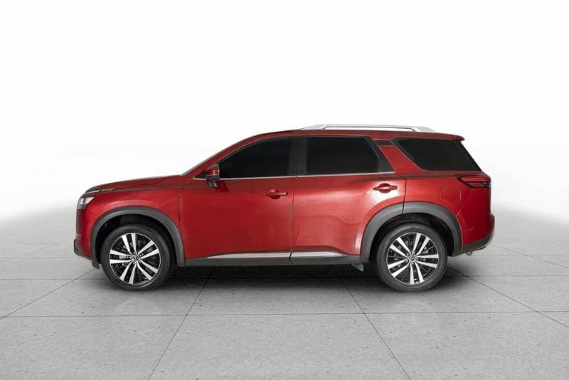 2024 Nissan Pathfinder thumbnail 6