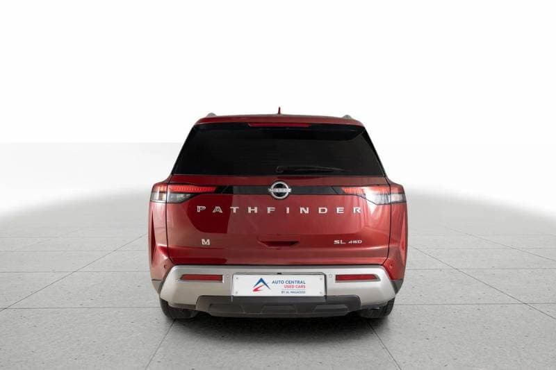 2024 Nissan Pathfinder thumbnail 4