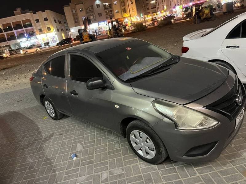 2016 Nissan Sunny thumbnail 2