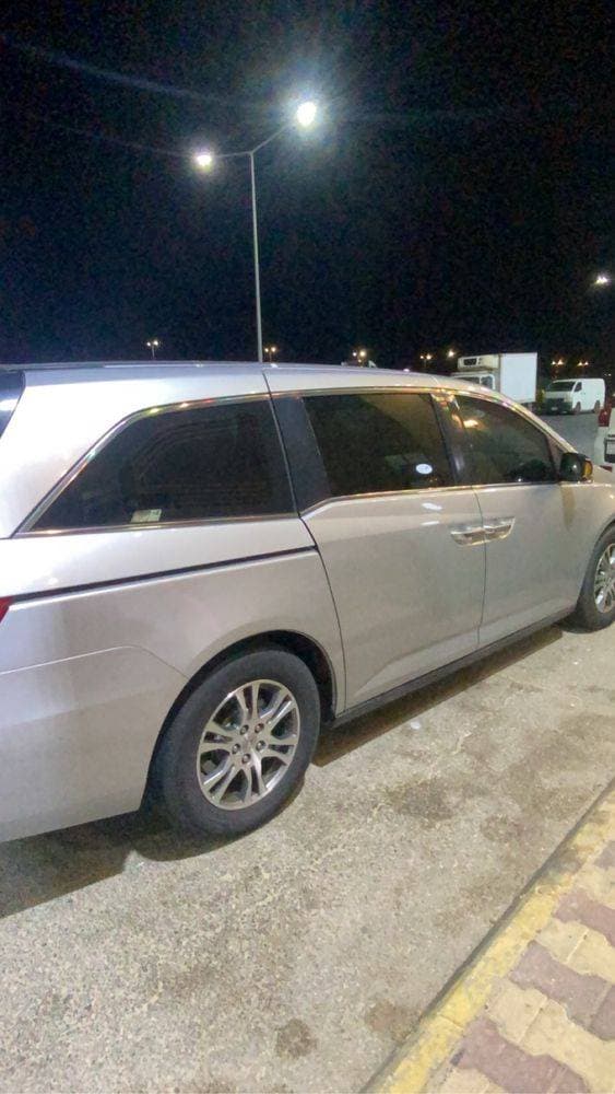 2013 Honda Odyssey thumbnail 3