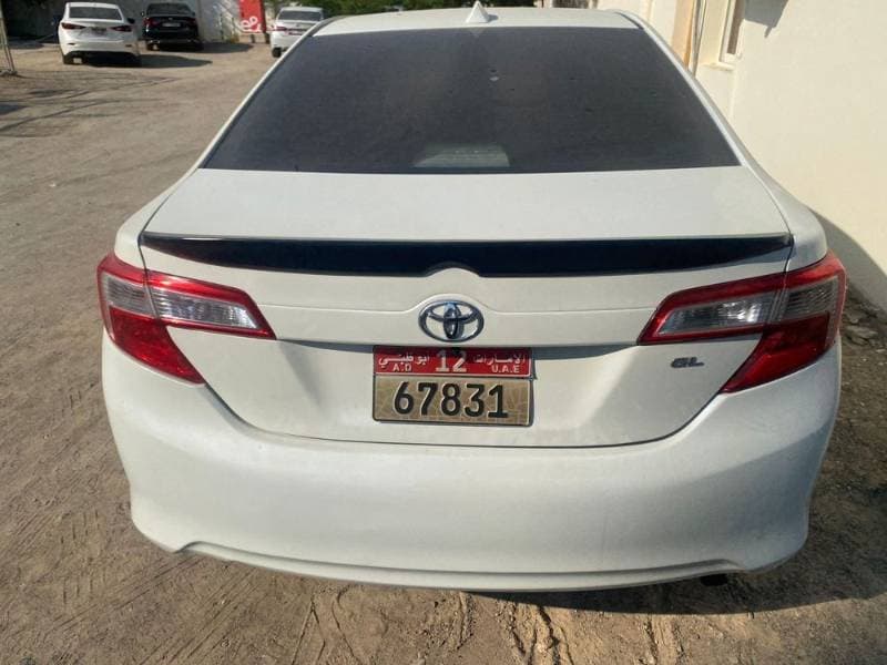 2013 Toyota Camry thumbnail 4