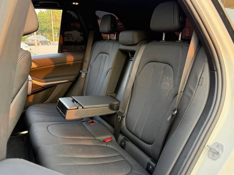 2021 BMW X5 thumbnail 10