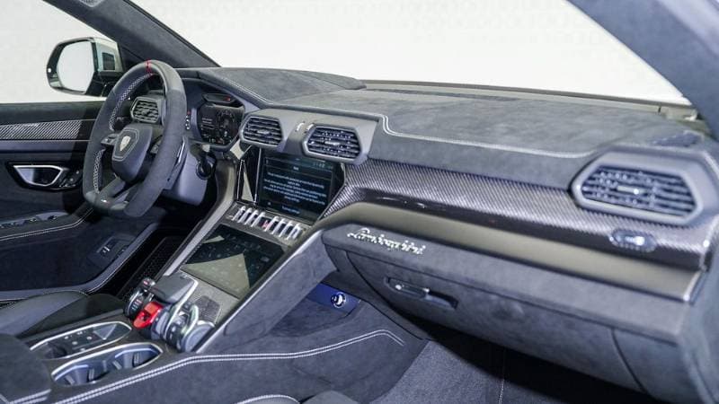 2023 Lamborghini Urus thumbnail 8
