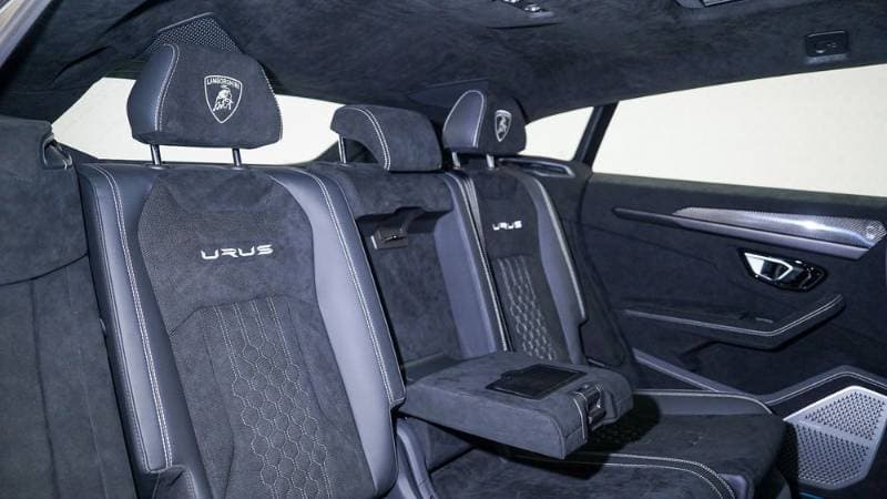 2023 Lamborghini Urus thumbnail 10