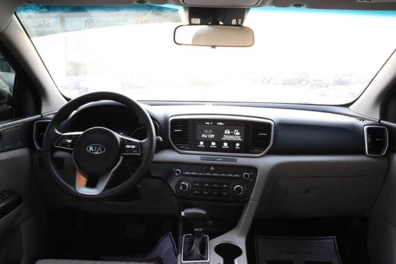 2020 Kia Sportage thumbnail 2