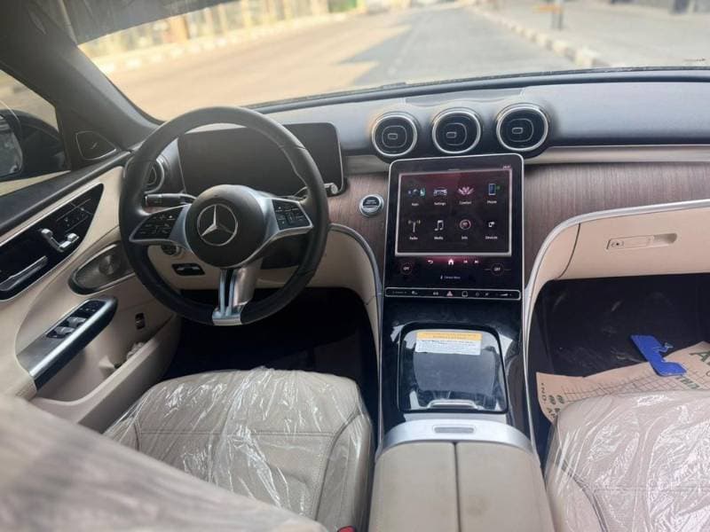 2023 Mercedes-Benz 300 thumbnail 5