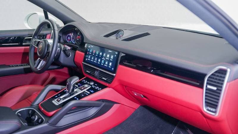 2022 Porsche Cayenne Coupe thumbnail 10