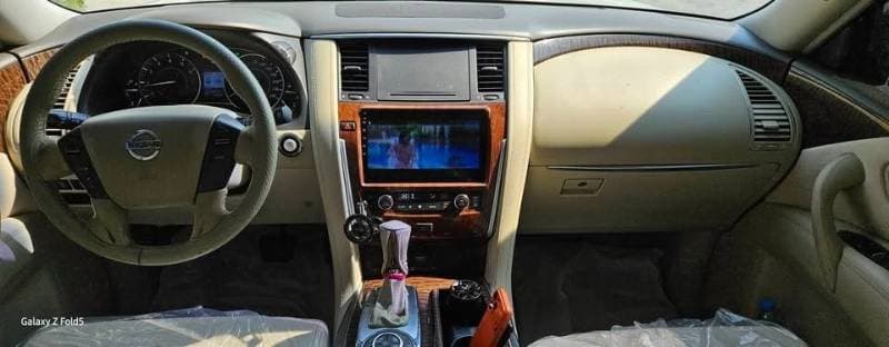 2017 Nissan Patrol thumbnail 3