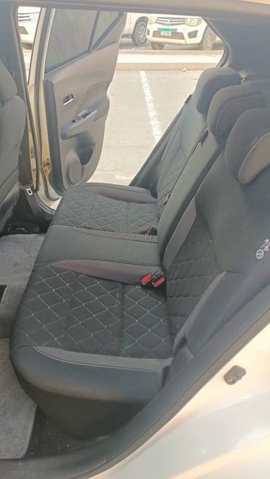 2018 Nissan Kicks thumbnail 2