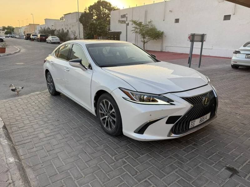 2023 Lexus ES