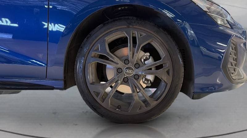 2025 Audi A3 Sedan thumbnail 9