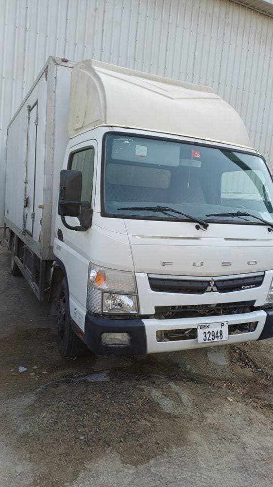 2022 Mitsubishi Canter thumbnail 2