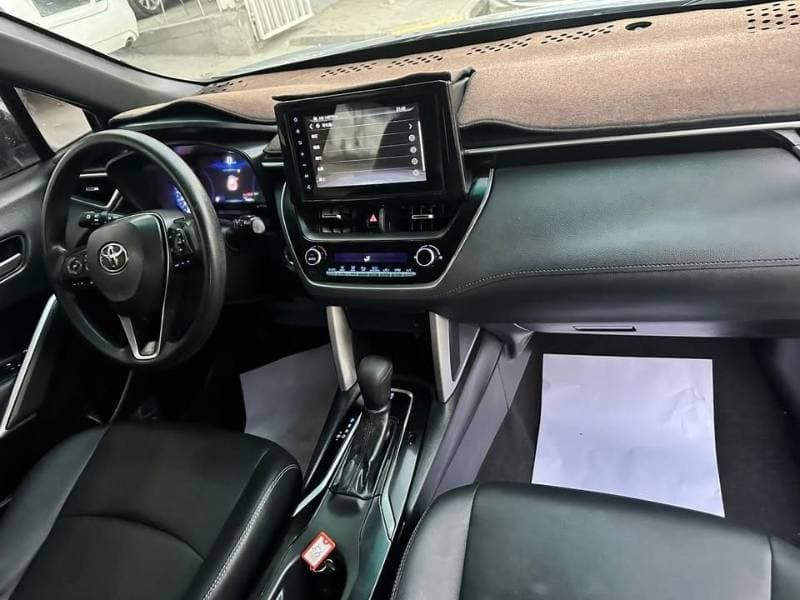 2021 Toyota Corolla Cross thumbnail 3