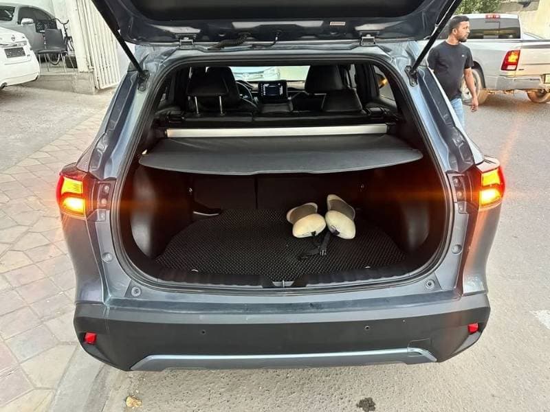 2021 Toyota Corolla Cross thumbnail 4