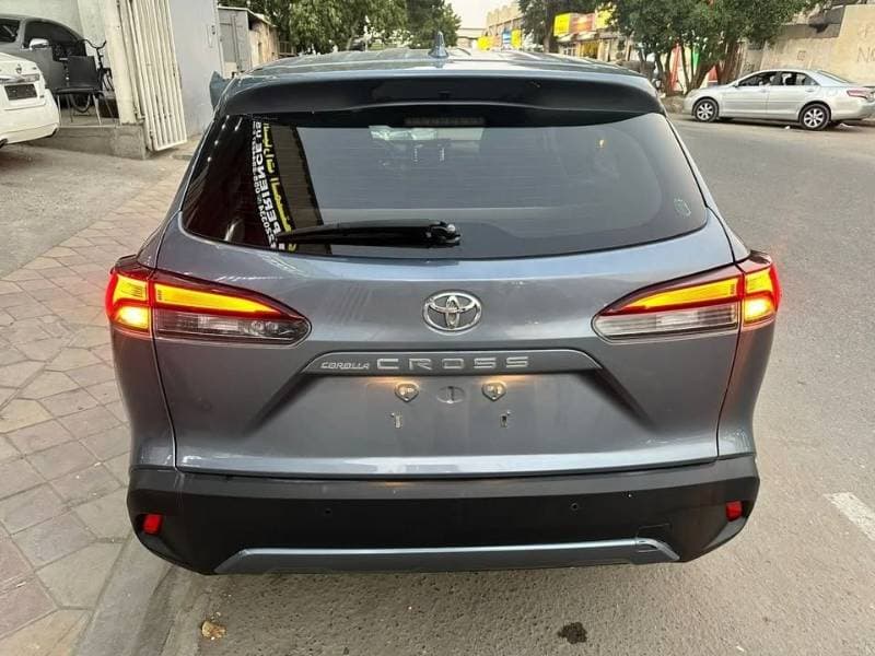 2021 Toyota Corolla Cross thumbnail 5