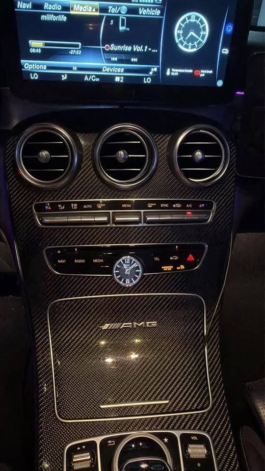 2017 Mercedes-Benz C-Class thumbnail 2