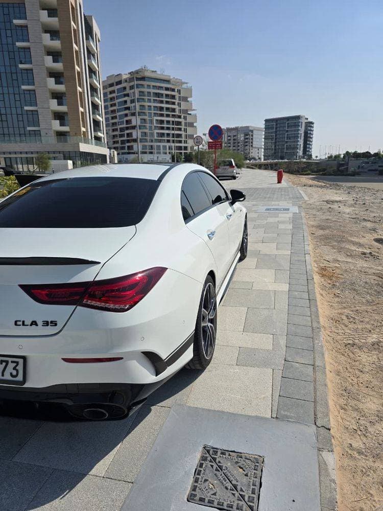 2022 Mercedes-Benz CLA-Class thumbnail 2