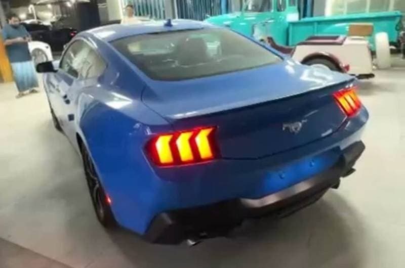 2024 Ford Mustang thumbnail 5