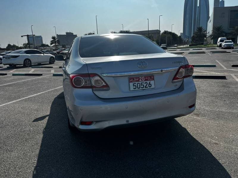 2011 Toyota Corolla thumbnail 2