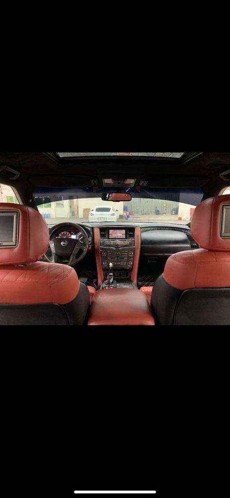 2015 Nissan Patrol thumbnail 3