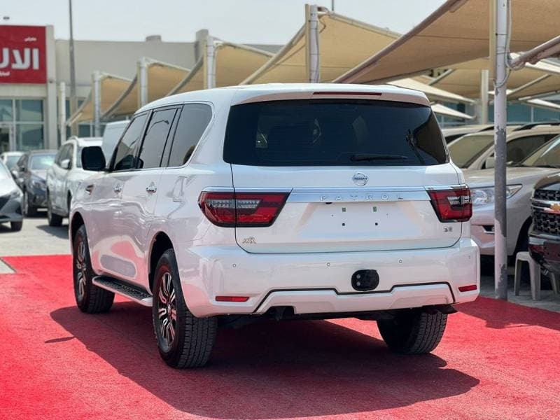 2021 Nissan Patrol thumbnail 4