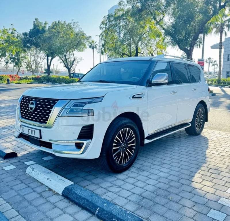 2012 Nissan Patrol thumbnail 2