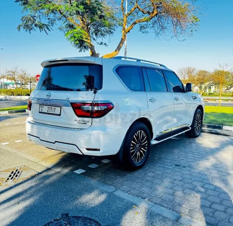 2012 Nissan Patrol thumbnail 4