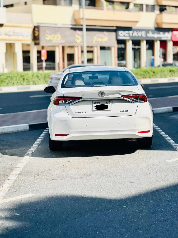2020 Toyota Corolla thumbnail 2