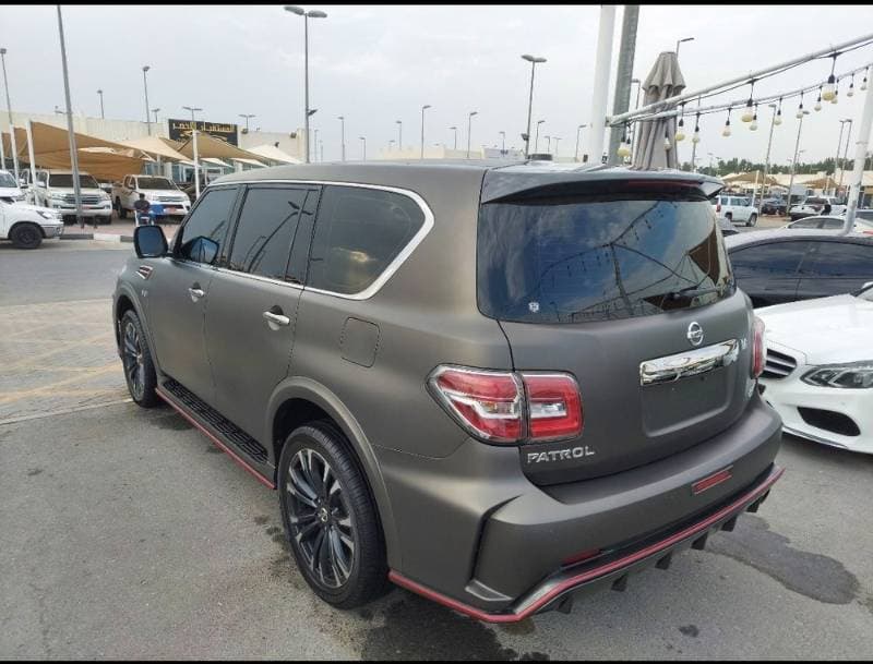 2018 Nissan Patrol thumbnail 3