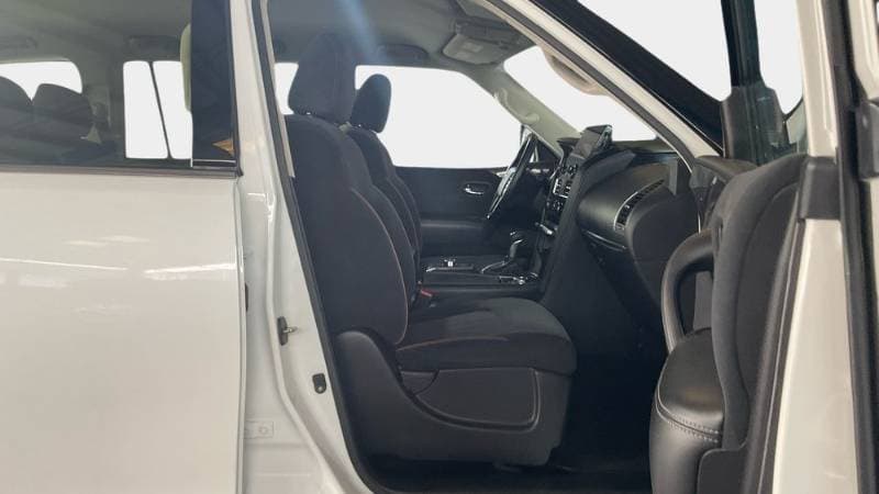 2022 Nissan Patrol thumbnail 10