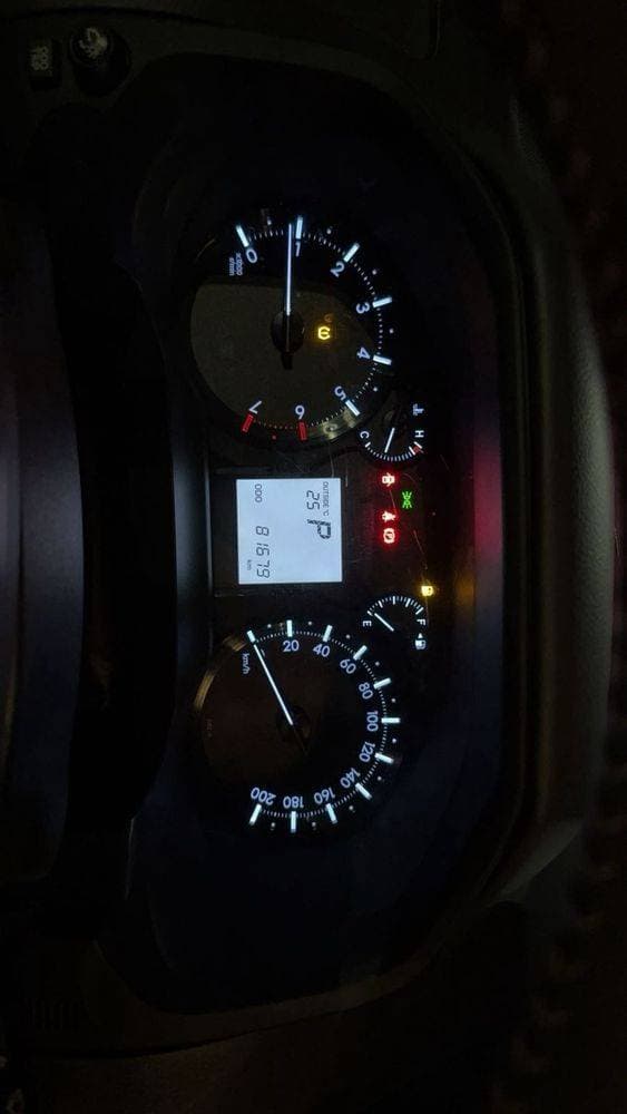 2023 Toyota Land Cruiser Prado thumbnail 2