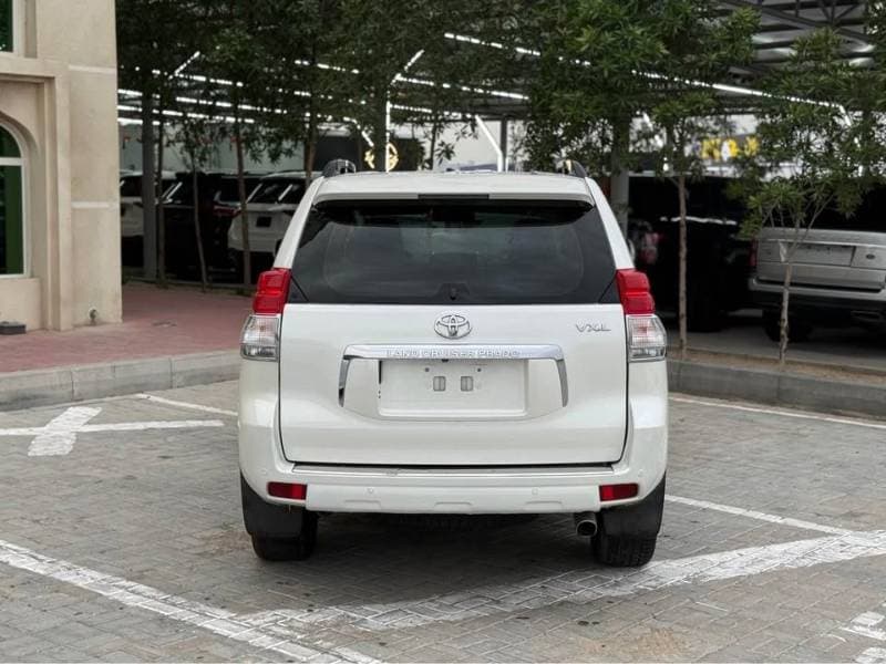 2012 Toyota Land Cruiser Prado thumbnail 4