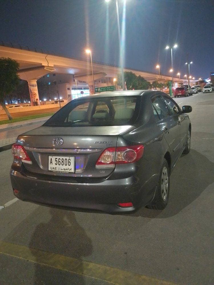 2012 Toyota Corolla thumbnail 3
