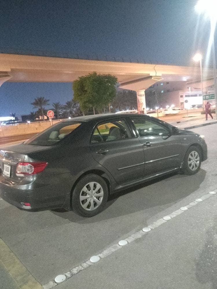 2012 Toyota Corolla thumbnail 2