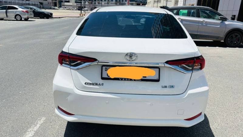 2023 Toyota Corolla thumbnail 3