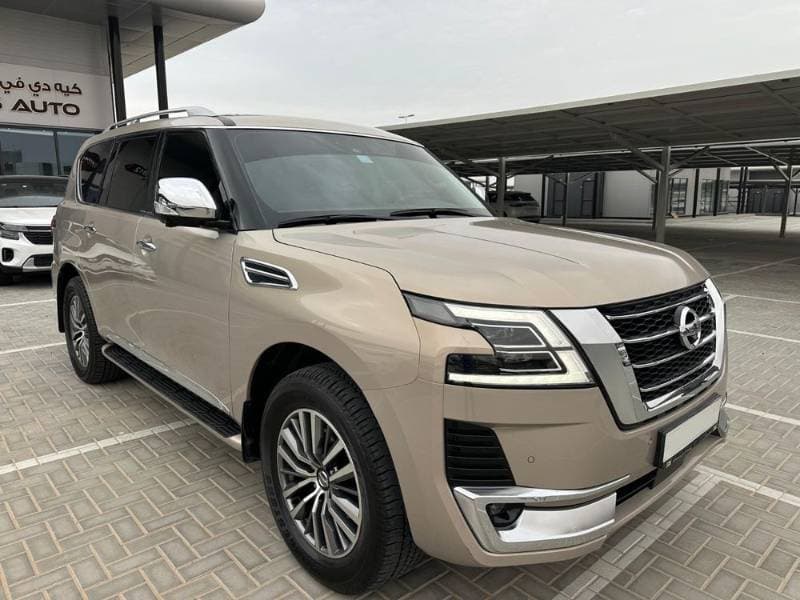2021 Nissan Patrol thumbnail 3