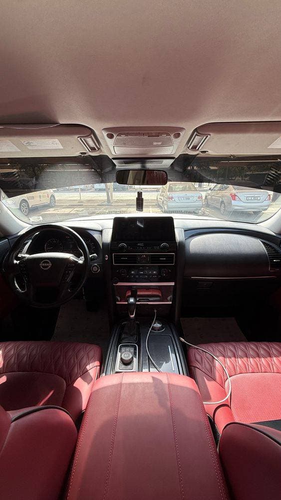 2021 Nissan Patrol thumbnail 4