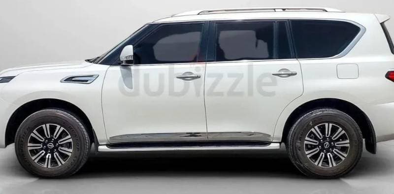 2023 Nissan Patrol thumbnail 4