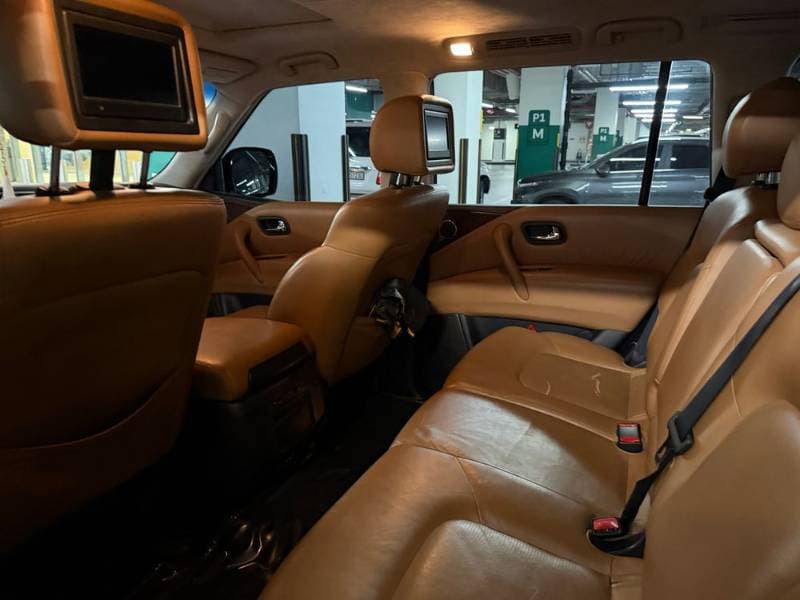2016 Nissan Patrol thumbnail 3