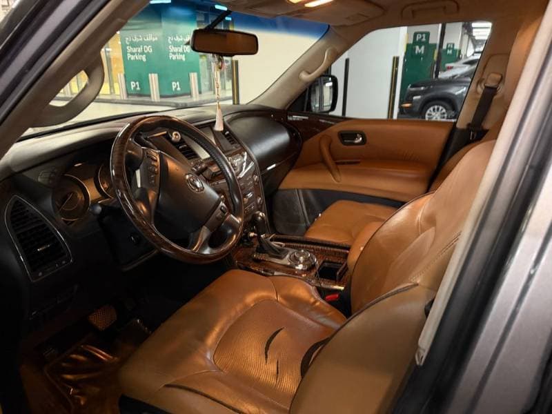 2016 Nissan Patrol thumbnail 2