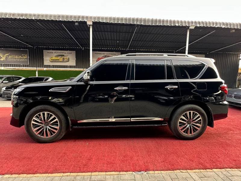 2013 Nissan Patrol thumbnail 4