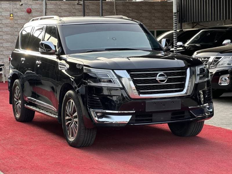 2013 Nissan Patrol thumbnail 2