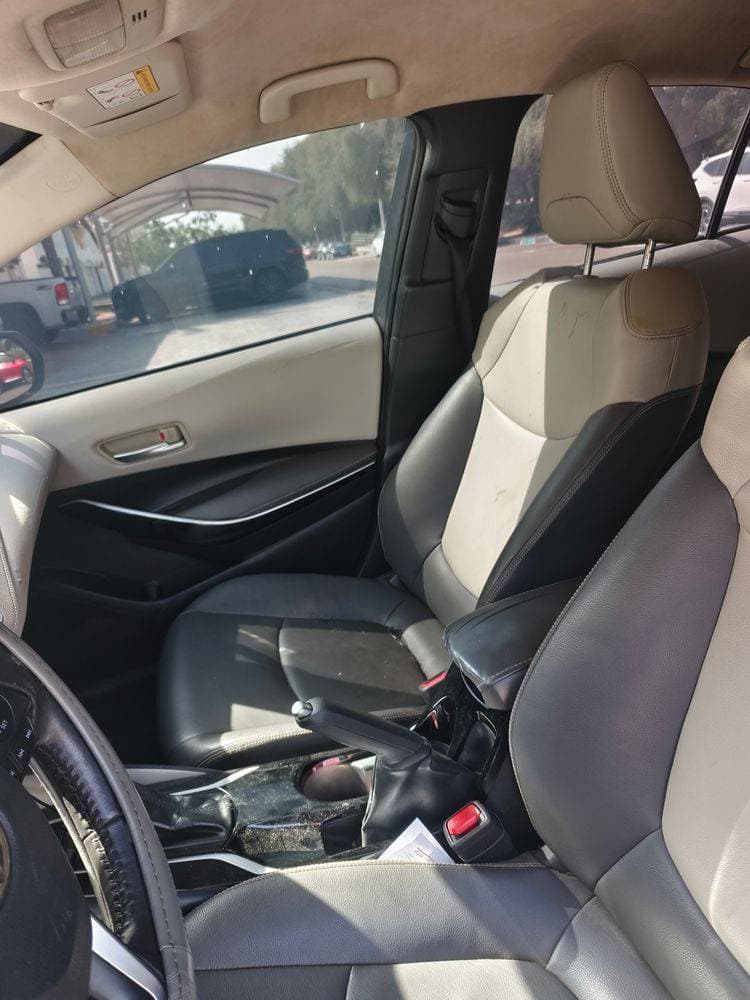 2019 Toyota Corolla thumbnail 3